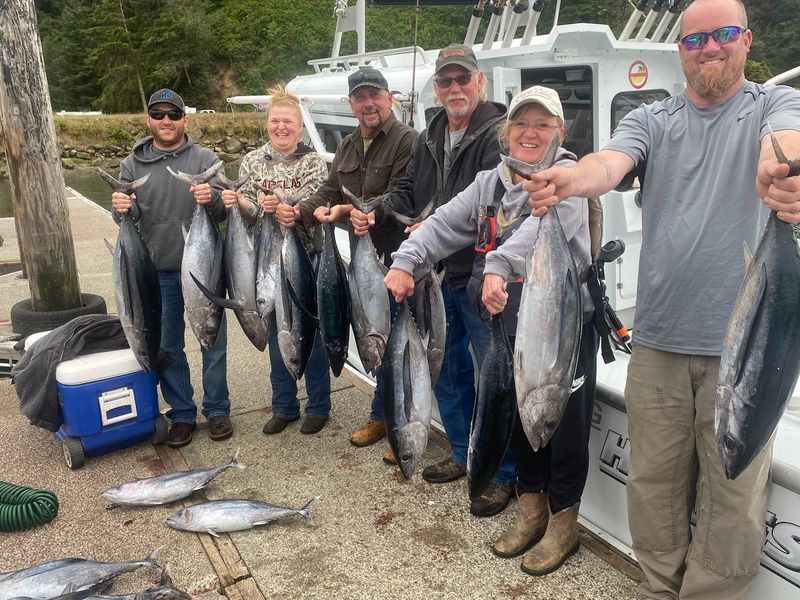Winchester Bay Fishing | Private Trip For Albacore Tuna